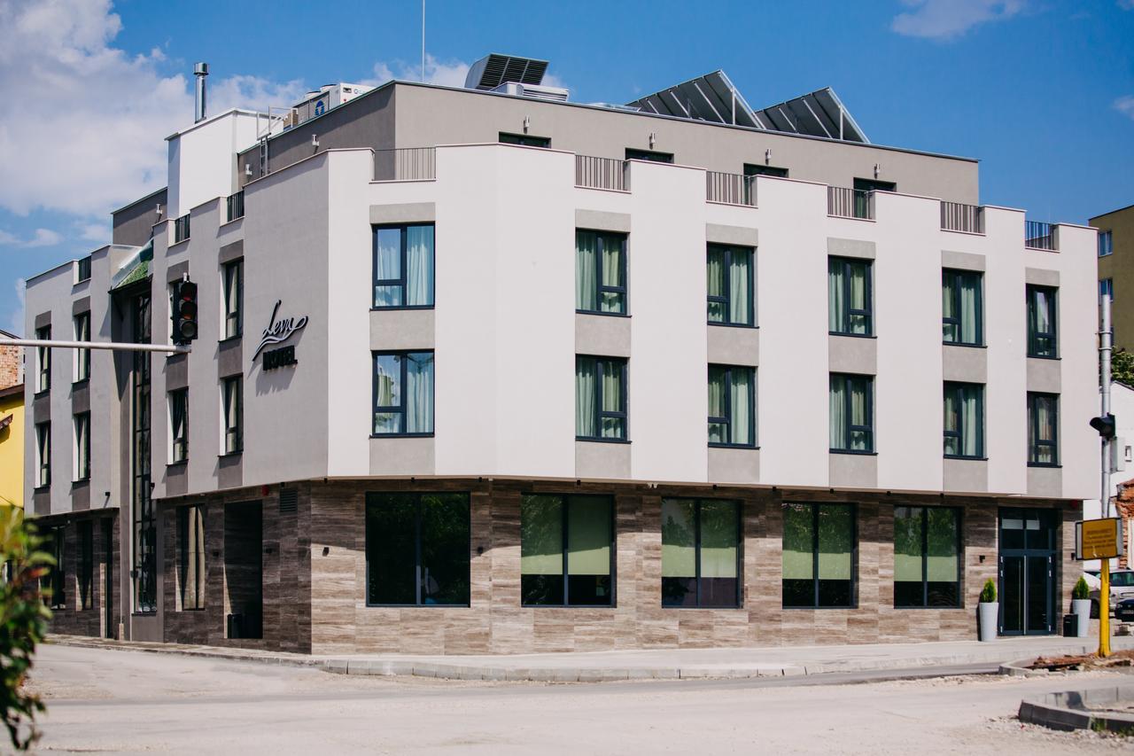 Hotel Leva - Vratsa Exterior photo